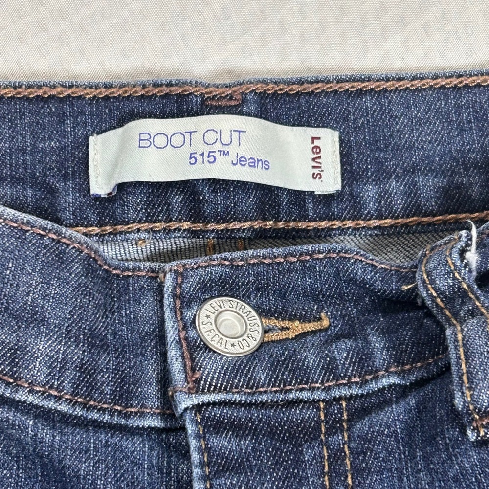 Levis 515 Boot Cut Jeans Womens 6 Medium Dark Wash Blue Denim Mid Rise Stretch - Picture 6 of 11